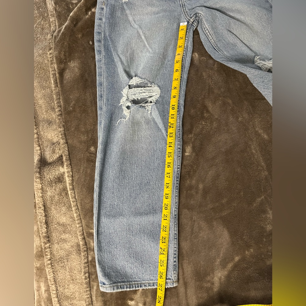 Old Navy Midrise Boyfriend Loose Jeans size 4 - Picture 7 of 13